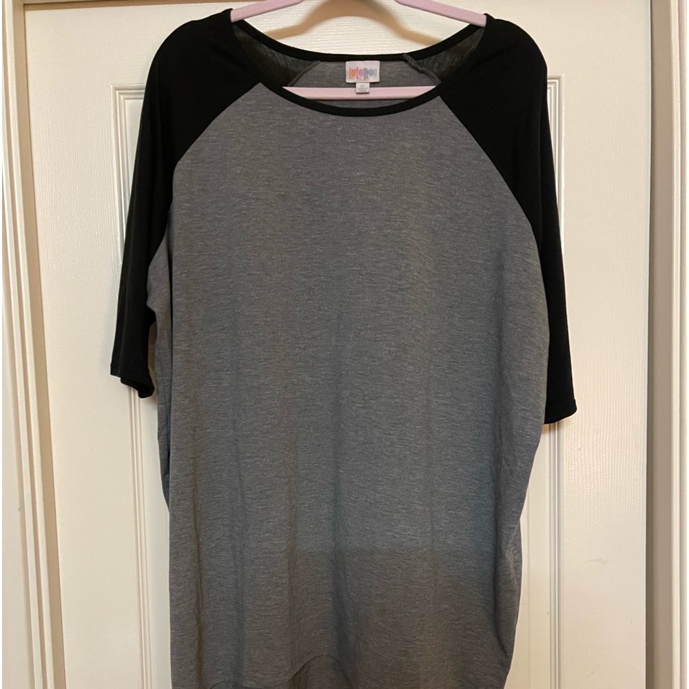 Lu La Roe Short Sleeve Top